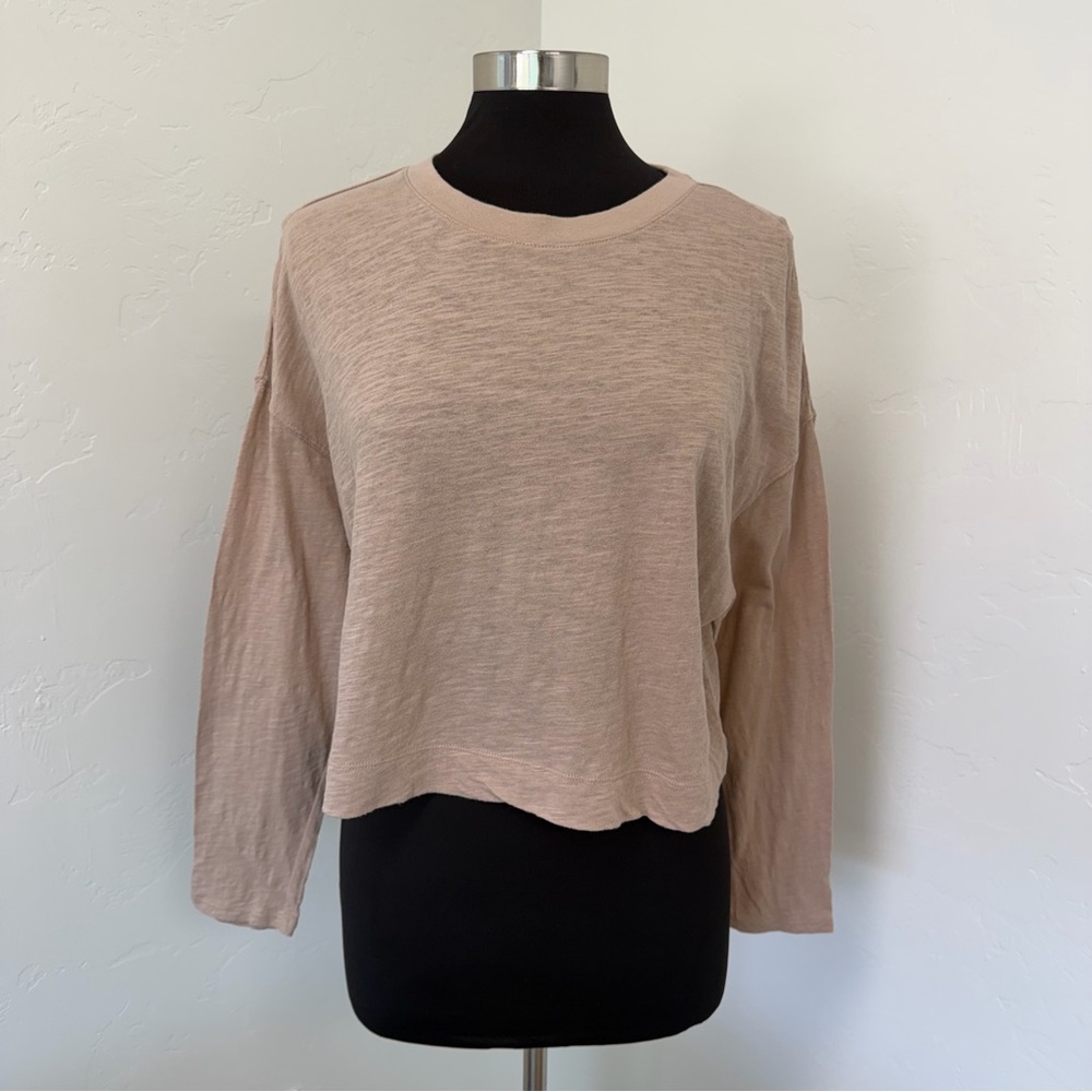 Vuori Sundown Long-Sleeve Crop Tan Top Size S